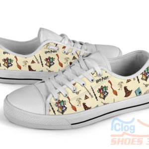 Harry Potter Hogwarts Low Top Canvas Shoes Product Photo 3